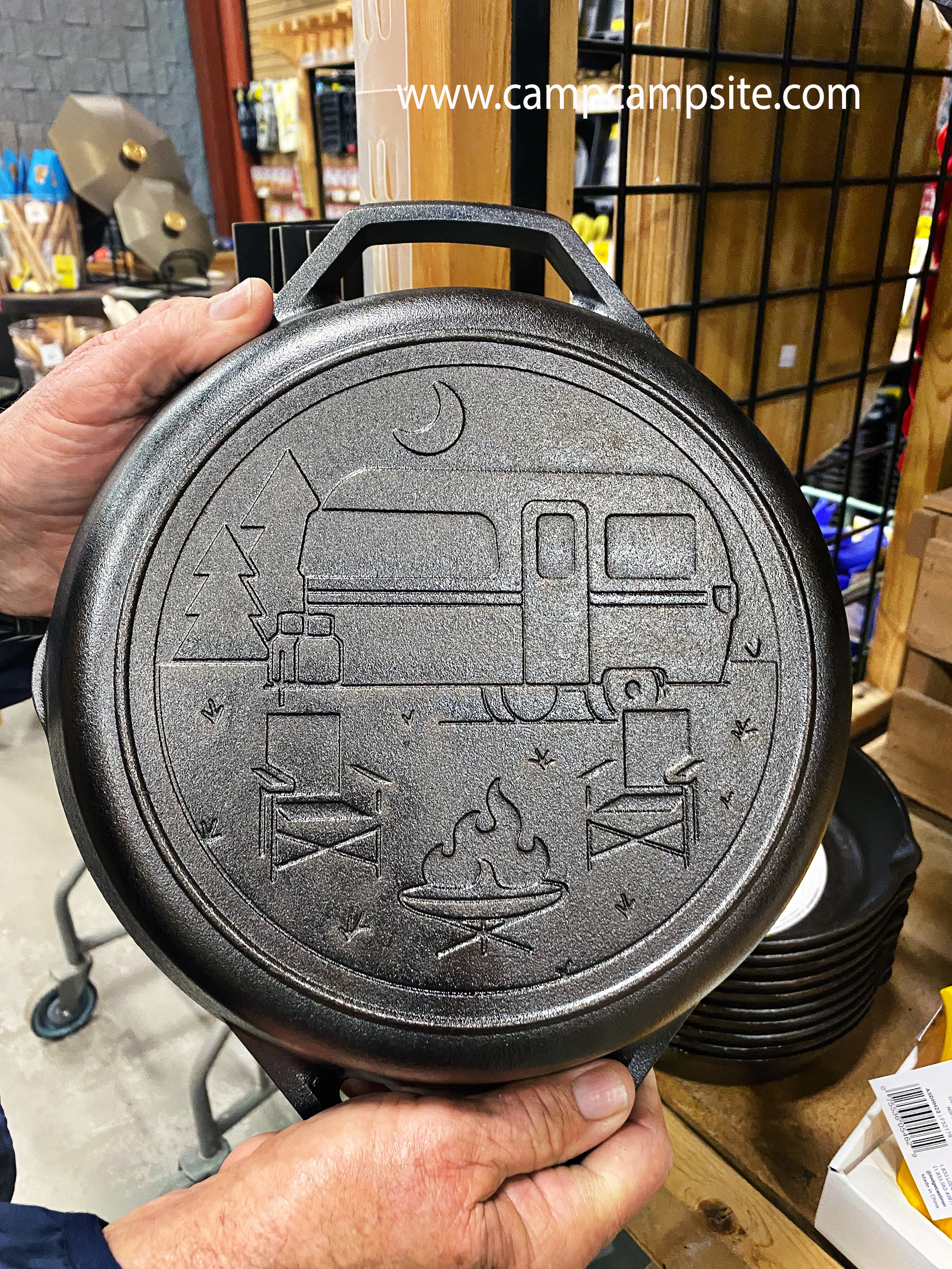 Lodge Wanderlust Cast Iron Pan