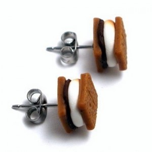 s'more earrings